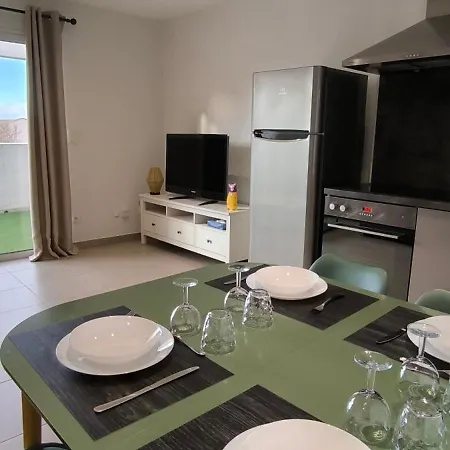 Escale A La Noria Terrasse 4 Personnes Et Garage Colombiers (Herault)